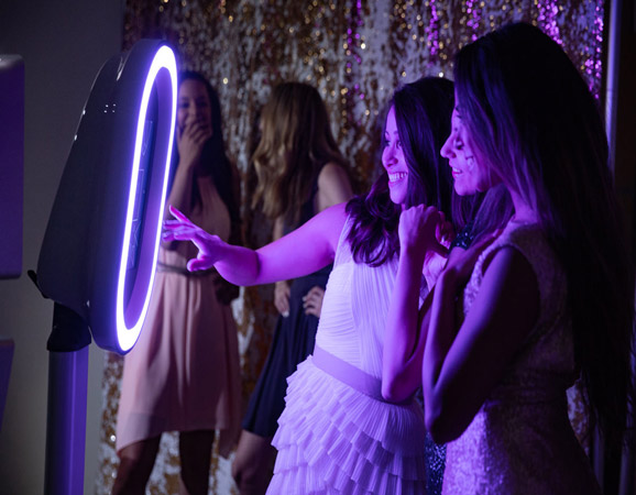 Book Your Photo Booth with NL Photo Booths Today